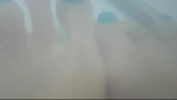 Tiny preview of underwater foot worship