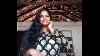 Kerala Wife Showing Her body parts - part - 05/10