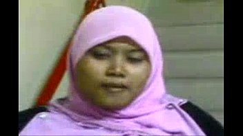 Jilbab Pamer Toket Gede